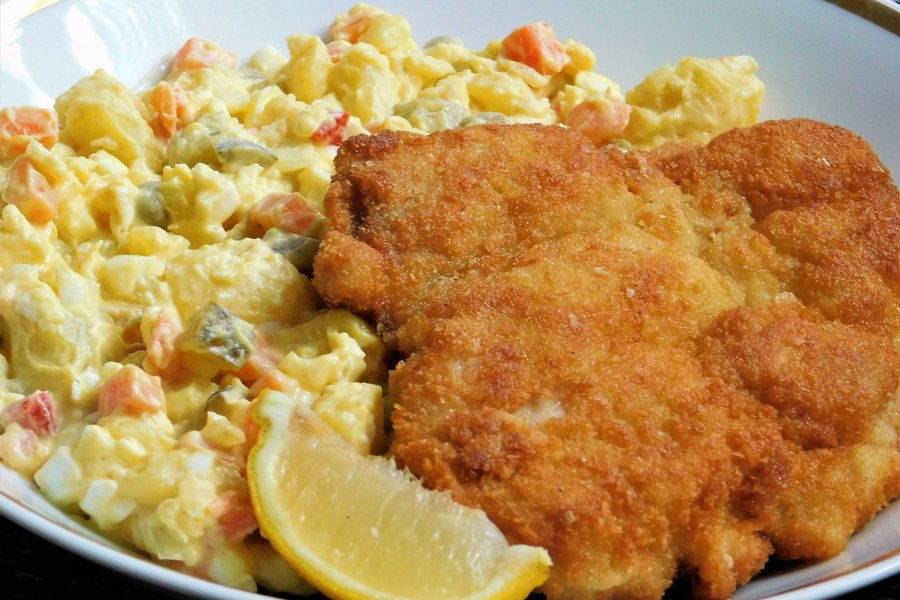 0a661b185619e2a15d5e4f9027f2b38f-facebook