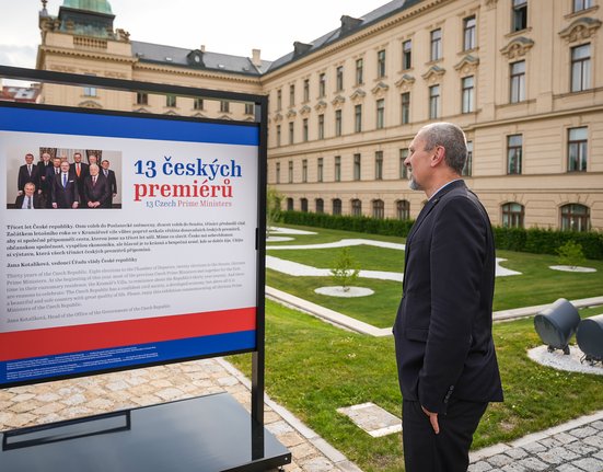 Výstava 13 českých premiérů