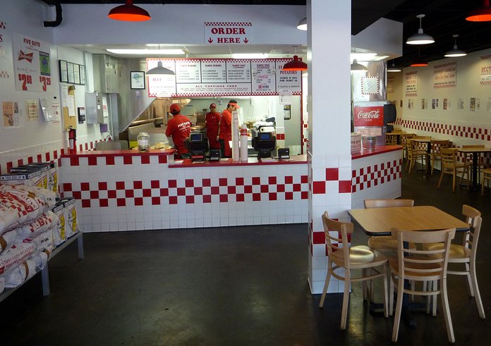 1200px-2008-0830-UVA-FiveGuys
