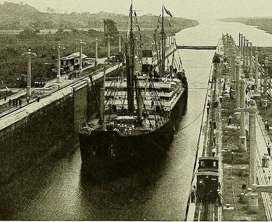 Panamský průplav v roce 1915