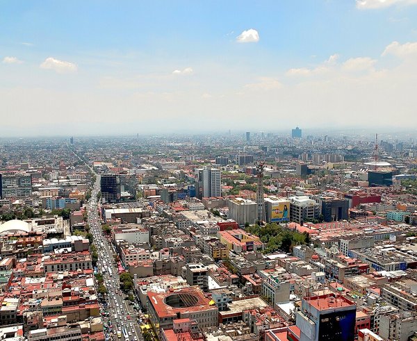 2006-08-21_Vista_sobre_México_D.F.
