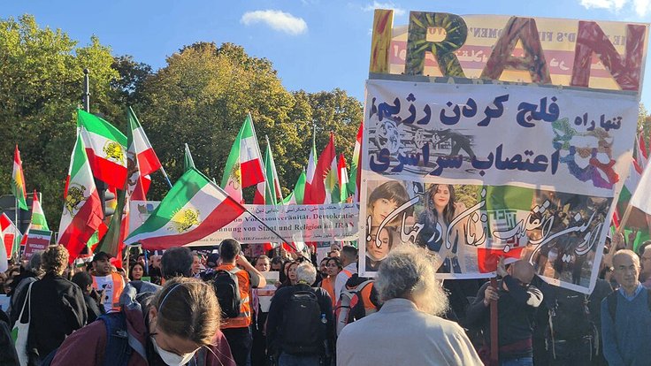 2022-10-22_Iran_Protest_Berlin_082