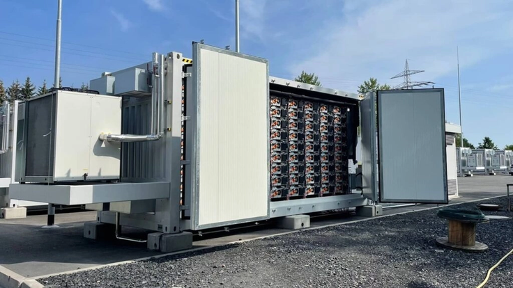2023-01-06-Megabattery117_Batteriecontainer-1024x575