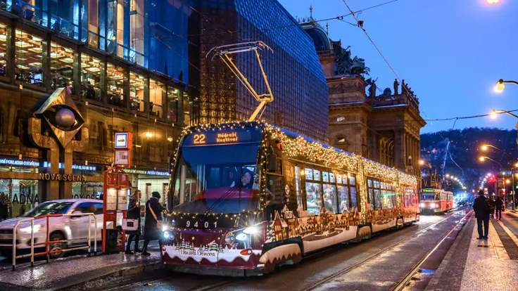 Vánoční tramvaj v Praze