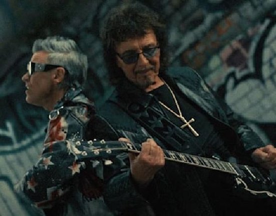 202505_news_Black-Sabbath_Tony-Iommi_Robbie-Williams