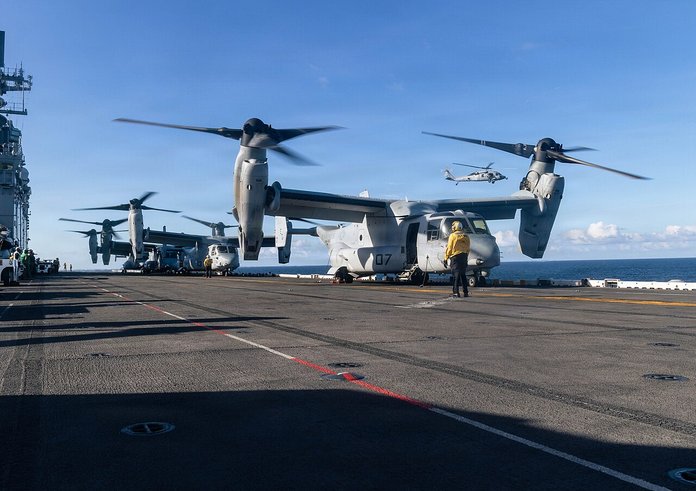 22nd_MEU(SOC)_Flight_Operations_Aboard_the_USS_Iwo_Jima