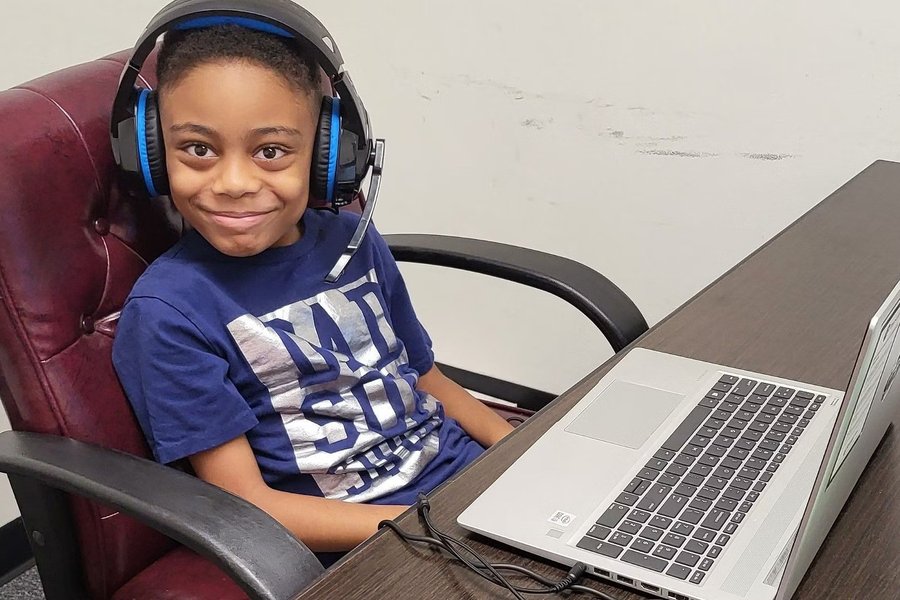 Geniální dítě David Balogun.