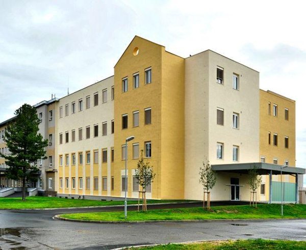 Karlovarská krajská nemocnice