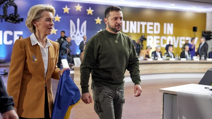 Volodymyr Zelenskyj s předsedkyní Evropské komise Ursulou von der Leyen.