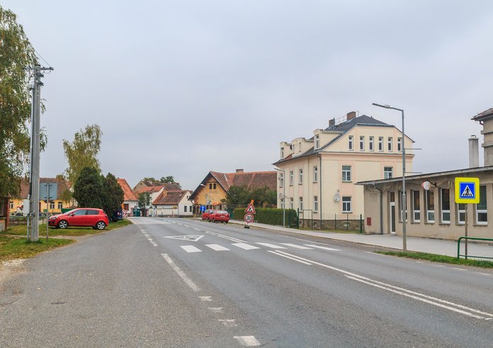 2560px-Sedlice_-_čp._254 (1)