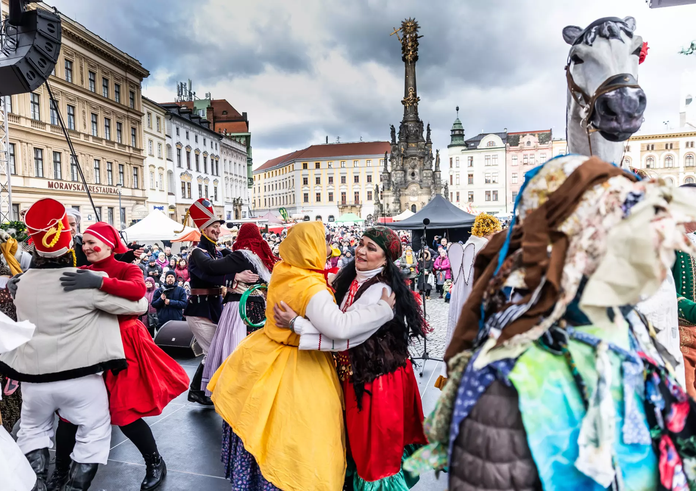 2e8e9753-342d-47c0-ba1f-5a772de8647e