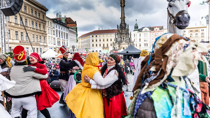 2e8e9753-342d-47c0-ba1f-5a772de8647e