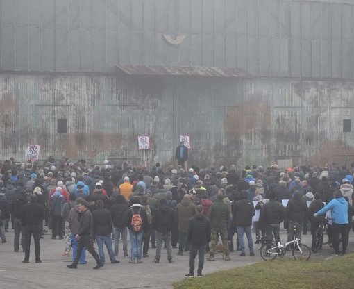 V Plzni se protestuje proti zániku letiště