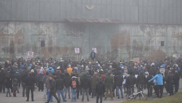 V Plzni se protestuje proti zániku letiště