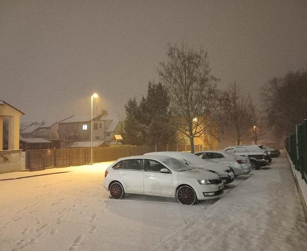 33a42163-939d-4617-bfe0-ae43f2a63434