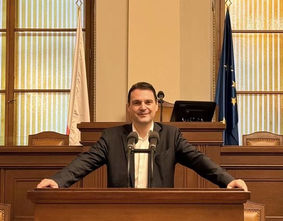 558052180_10235639014493259_7543209119618127927_n