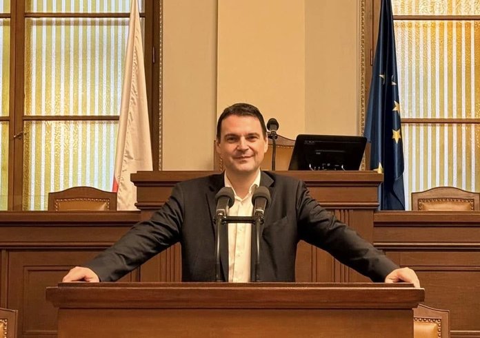 558052180_10235639014493259_7543209119618127927_n