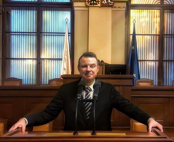 573053236_1173180068140678_8536155374185620240_n