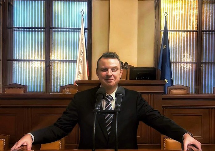 573053236_1173180068140678_8536155374185620240_n