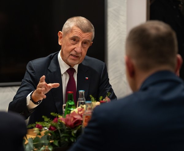 588556483_1392403932244781_2614077345550449245_n