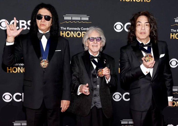 597813503_10163996880221215_9184062824396397698_n