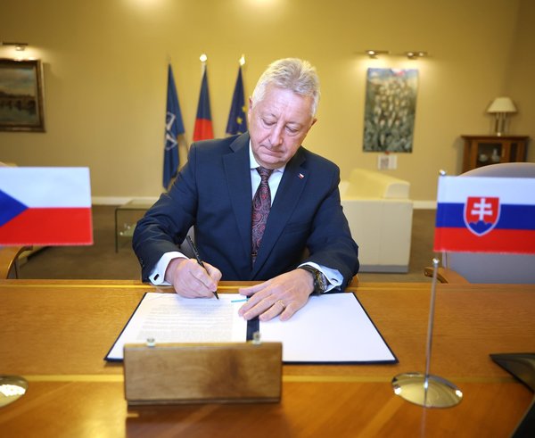 598992846_1197827175812179_4803436268506275389_n