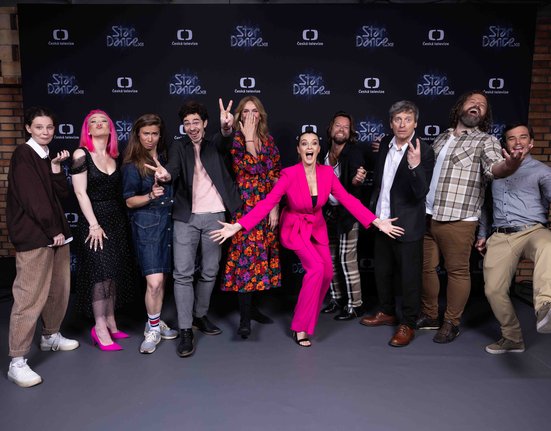 Hvězdní účastníci dvanácté řady StarDance