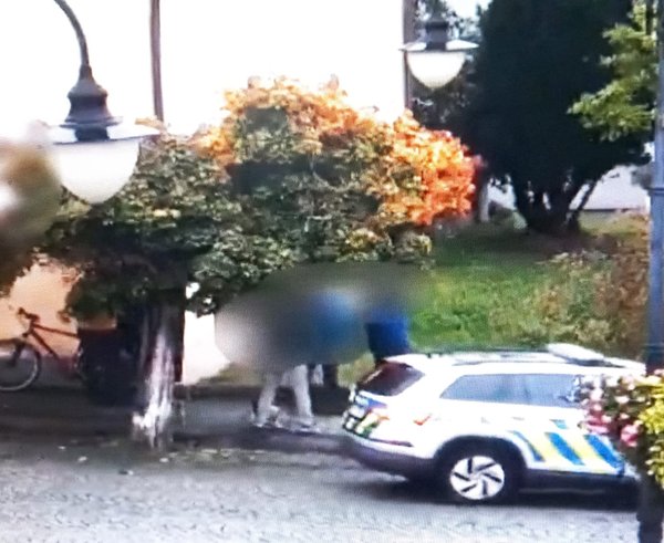 7eac3ec9-9897-489f-94c7-e4212132d0f5