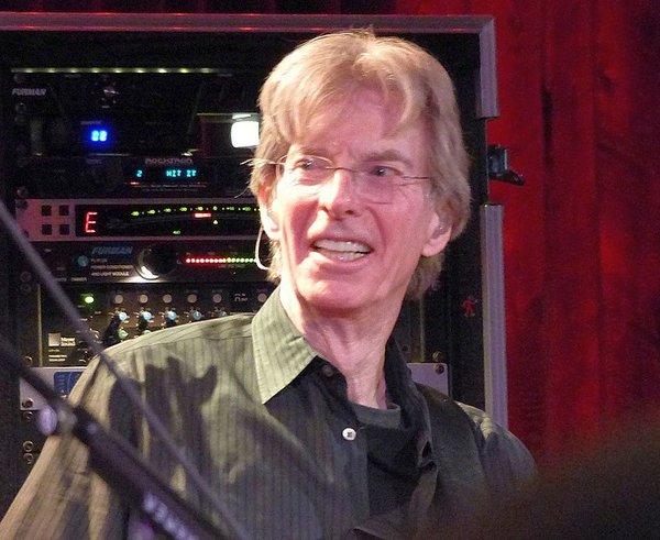 800px-Phil_lesh_12-06-2013