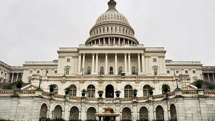 800px-The_United_States_Capitol_and_Congress,_Washington,_DC