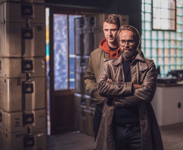 Jan Révai a Jakub Štáfek v sérii Extraktoři