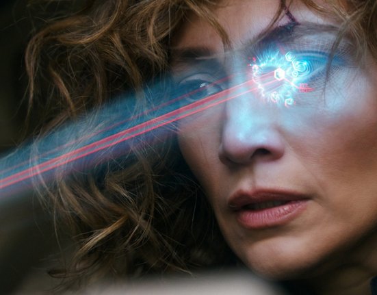 Jennifer Lopez ve sci-fi Atlas
