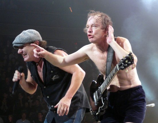 ACDC_in_St._Paul,_November_2008