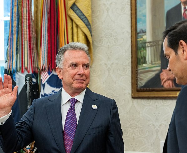 A_swearing-in_ceremony_for_Senior_Adviser_and_Special_Envoy_Steve_Witkoff_on_May_6,_2025