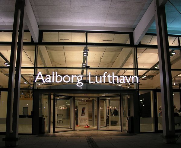 Aalborg_Lufthavn_indgang