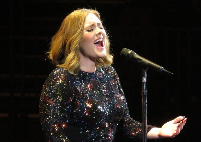 Adele_Live_2016_tour.jpeg