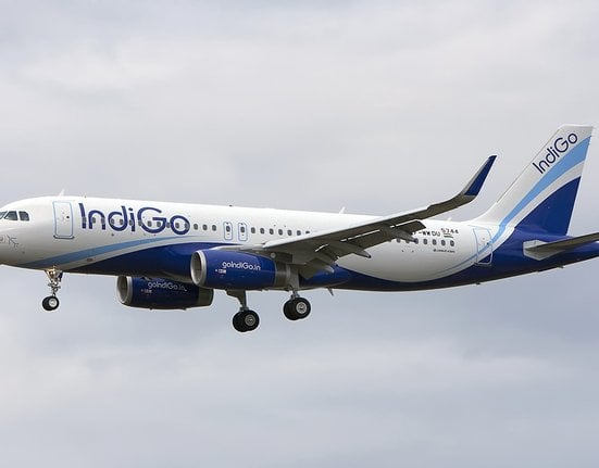 Airbus_A320-232,_IndiGo_Airlines_JP7701002