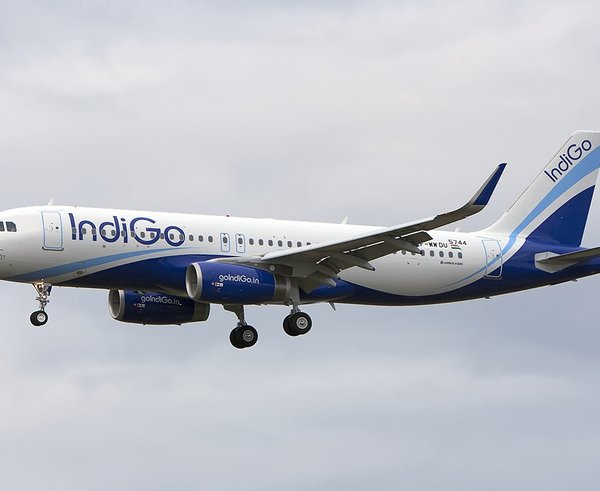 Airbus_A320-232,_IndiGo_Airlines_JP7701002