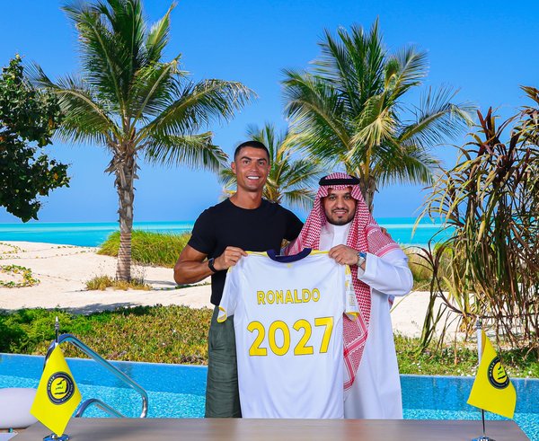 Ronaldo podepsal novou smlouvu s Al Nassrem.