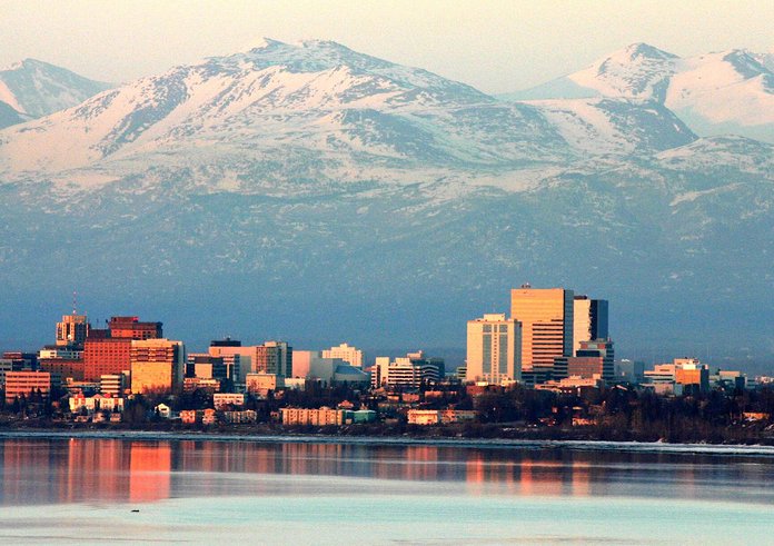 Anchorage_on_an_April_evening