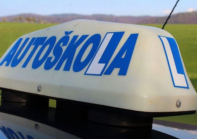 Autoskola_co_se_odnaucit_Perex_800_600