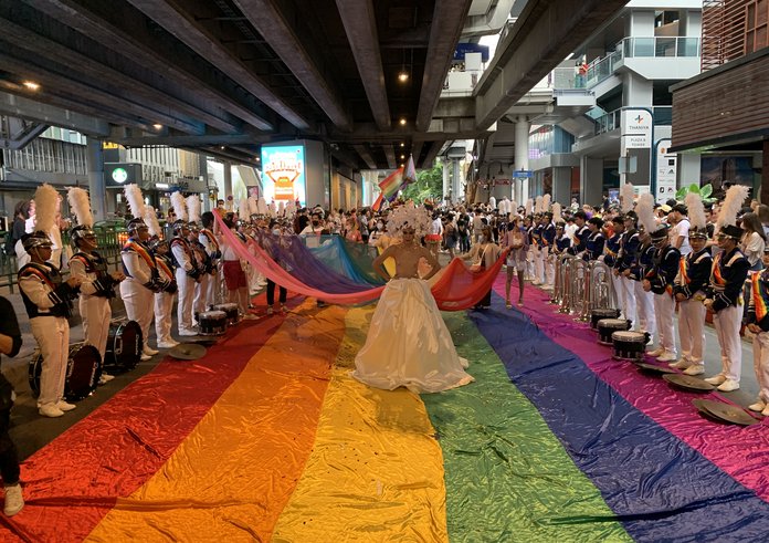 Bangkok_Pride_2022,_Thanon_Si_Lom_2022-06-05_-_img_06