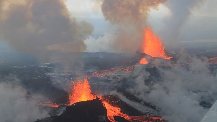 Bárðarbunga_Volcano,_September_4_2014_-_15145866372