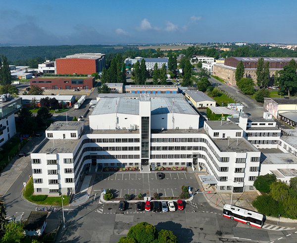 Barrandovstudio_mainbuilding