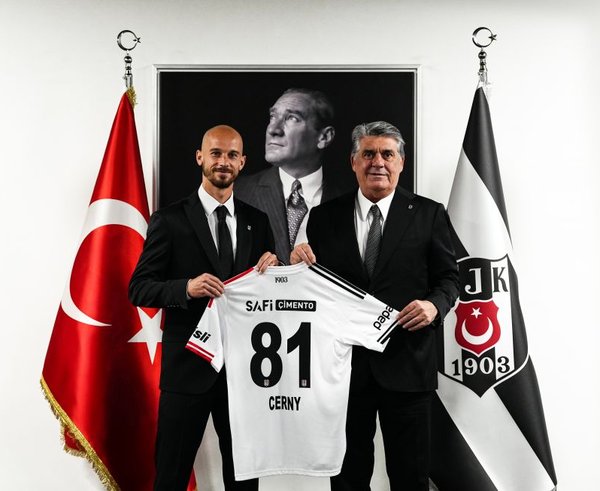 Václav Černý bude hrát za Besiktas.