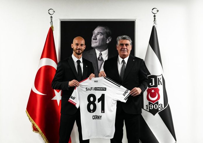 Václav Černý bude hrát za Besiktas.