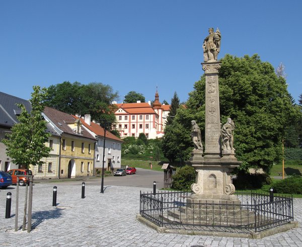 size3-17461951276595-231-stat-opet-neuspel-s-prodejem-bezdruzickeho-zamku-po-odsouzenem-podnikateli