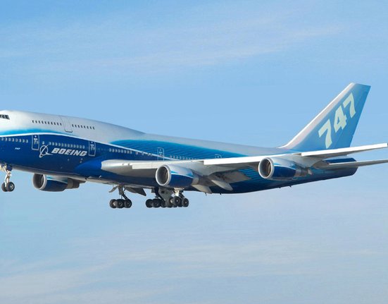 Boeing_747-400_Dreamliner_livery