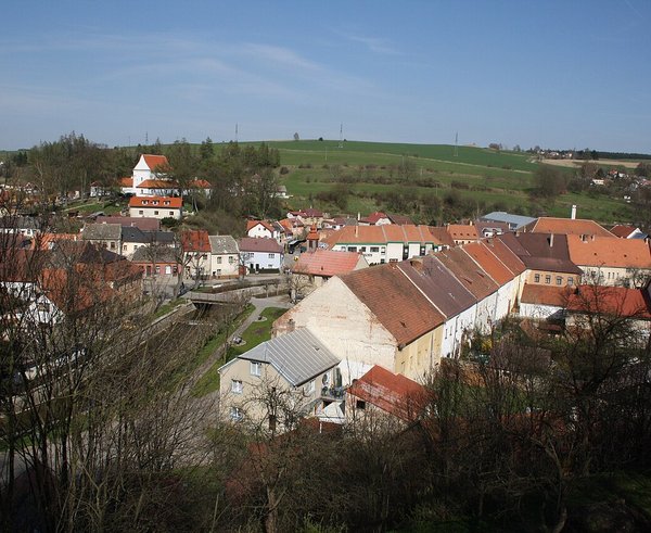 Brtnice_view_from_castle_gardens_in_Brtnice,_Jihlava_District