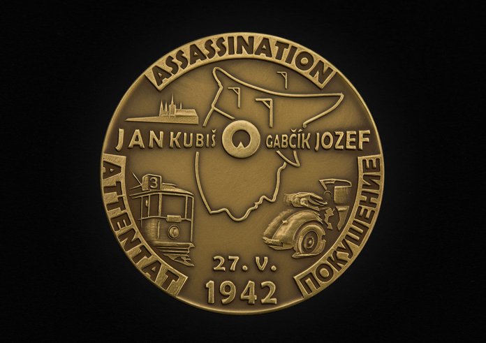 Jedna ze šesti pamětních mincí vydaných při příležitosti 80. výročí od heydrichiády.